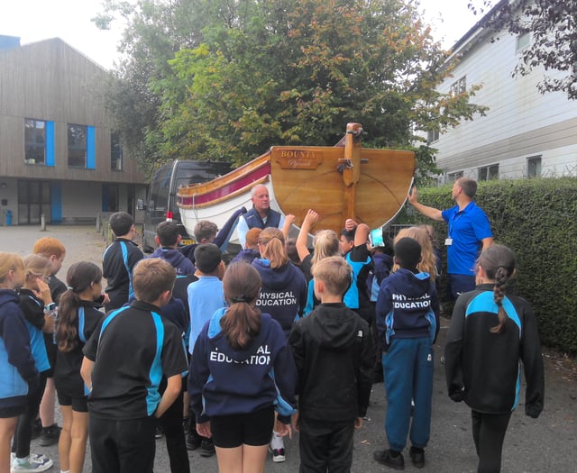 Dartmouth pupils chart course for adventure with renown sailor